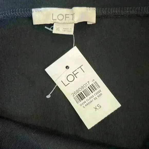 🆕LOFT Black, Ponte Flippy Skirt-Size XS. - Picture 7 of 7